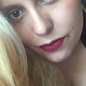 Meet your Posher, Michaella